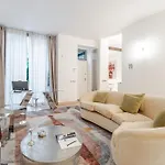 Apartament Breraprivata, Con Giardino E Jacuzzi Ad Uso Esclusivo -