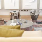 Apartament Breraprivata, Con Giardino E Jacuzzi Ad Uso Esclusivo - *