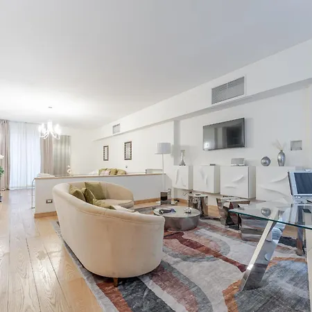 Breraprivata, Con Giardino E Jacuzzi Ad Uso Esclusivo - Lejlighed Milano