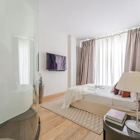 Breraprivata, Con Giardino E Jacuzzi Ad Uso Esclusivo - Lejlighed Milano