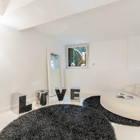 Breraprivata, Con Giardino E Jacuzzi Ad Uso Esclusivo - Lejlighed Milano